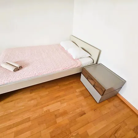 Large Flats, Center - Schc Апартаменти
