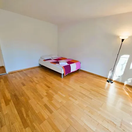 Апартаменти Large Flats, Center - Schc Цюрих